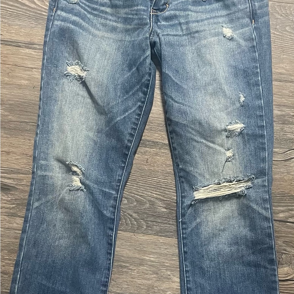 Abercrombie and Finch Distressed Women's Jeans sz 4L 27x34